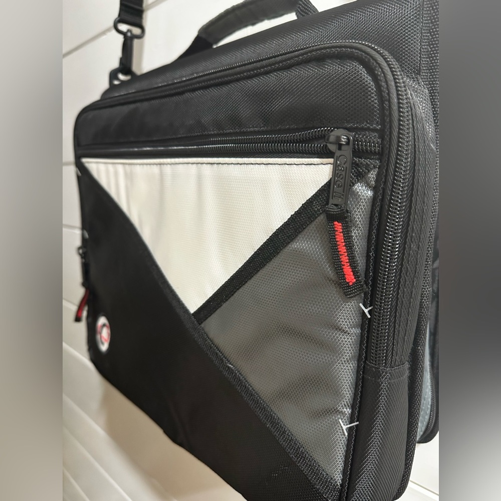 Case It Universal Laptop Zipper Binder O Ring 2 Inches Jet Black - Picture 3 of 15